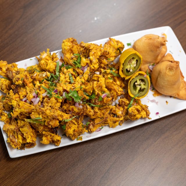 Vedha Veg Special Platter.
